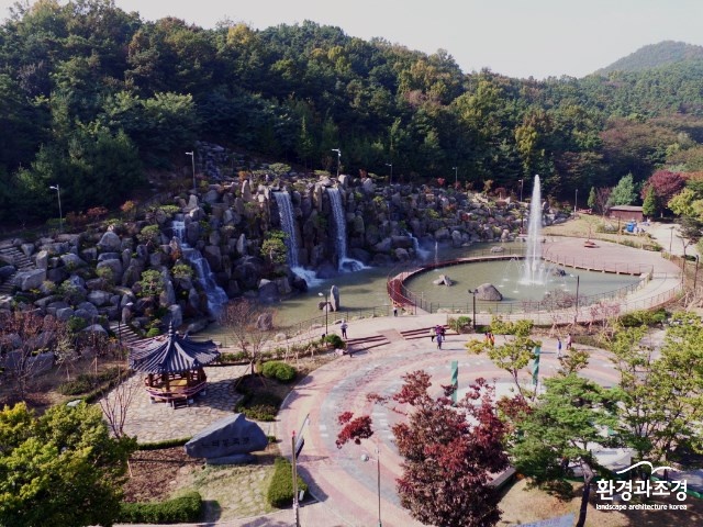 02.jpg