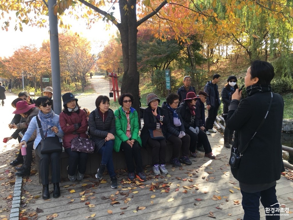 3. 공원해설 체험.JPG