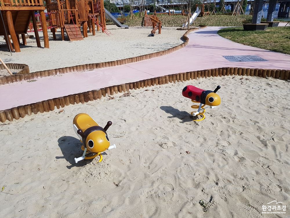 생태놀이터 1.jpg