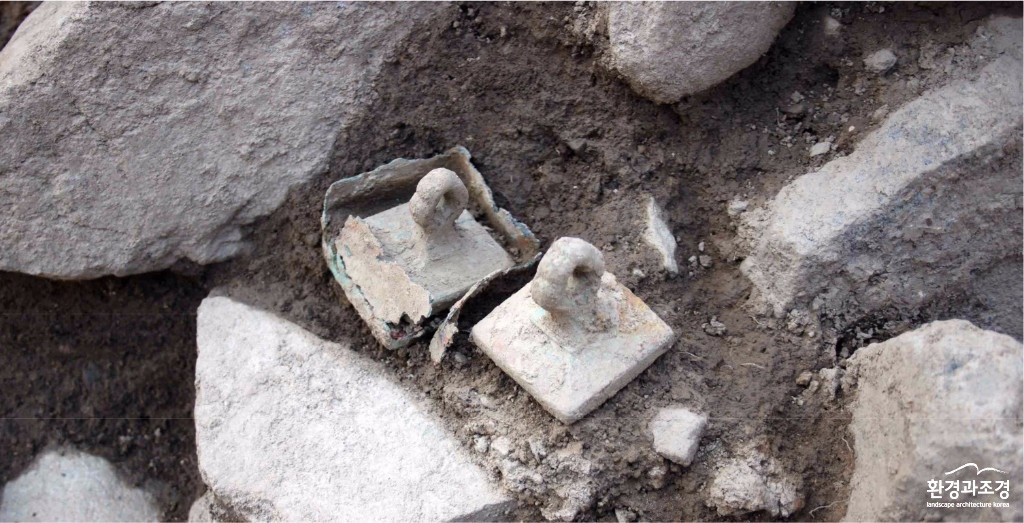 0.jpg