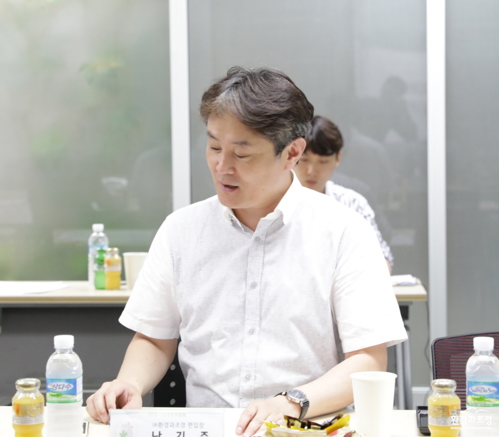 크기변환1_KakaoTalk_20180626_175230904.jpg