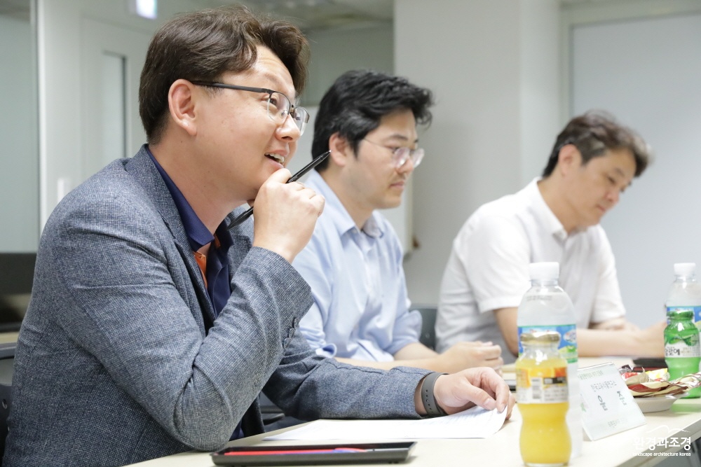 크기변환1_KakaoTalk_20180626_175229064.jpg