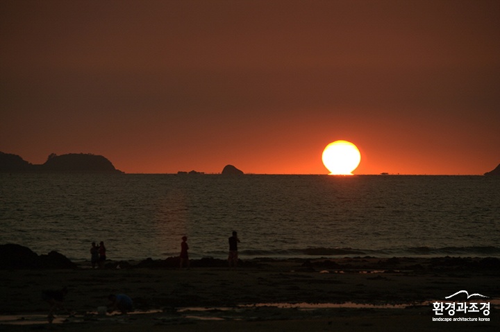 5. 태안해안 삼봉해수욕장 일몰.jpg