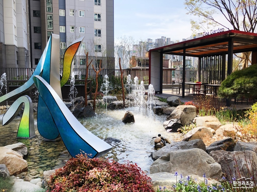 효창사진(보정).jpg