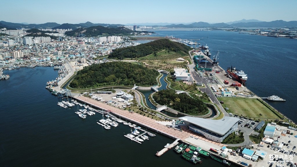 2-1. 전설의 섬 목포 삼학도, 꽃섬으로 다시 피어난다 (삼학도 전경).jpg