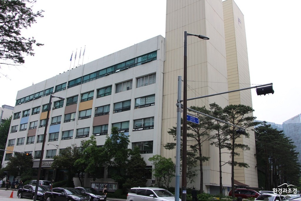 구청사 전경 보도.jpg