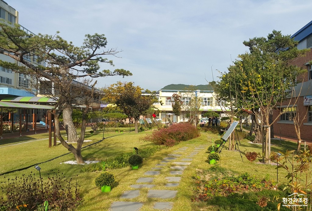 사진3_도개고+학교숲 보도.jpg