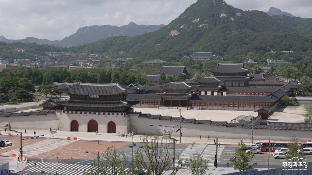 복원 30년 경복궁 스틸 보도.jpg