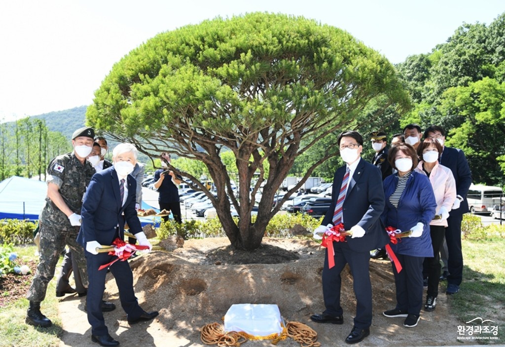 율곡 보도.jpg