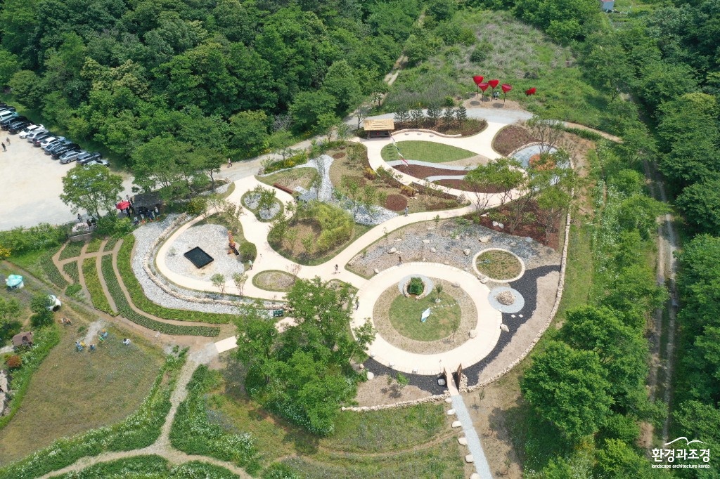 초청정원 전경.jpg