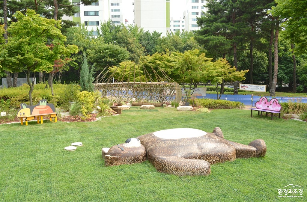 곰돌이 1보도.jpg