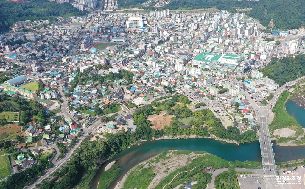 삼척도호부관아유적전경(2021년) 보도.jpg