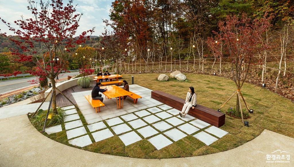 빛누리정원.jpg