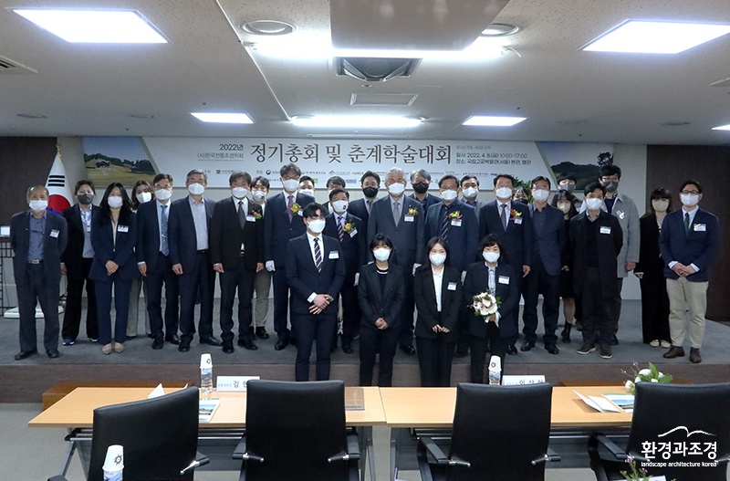단체 22.jpg