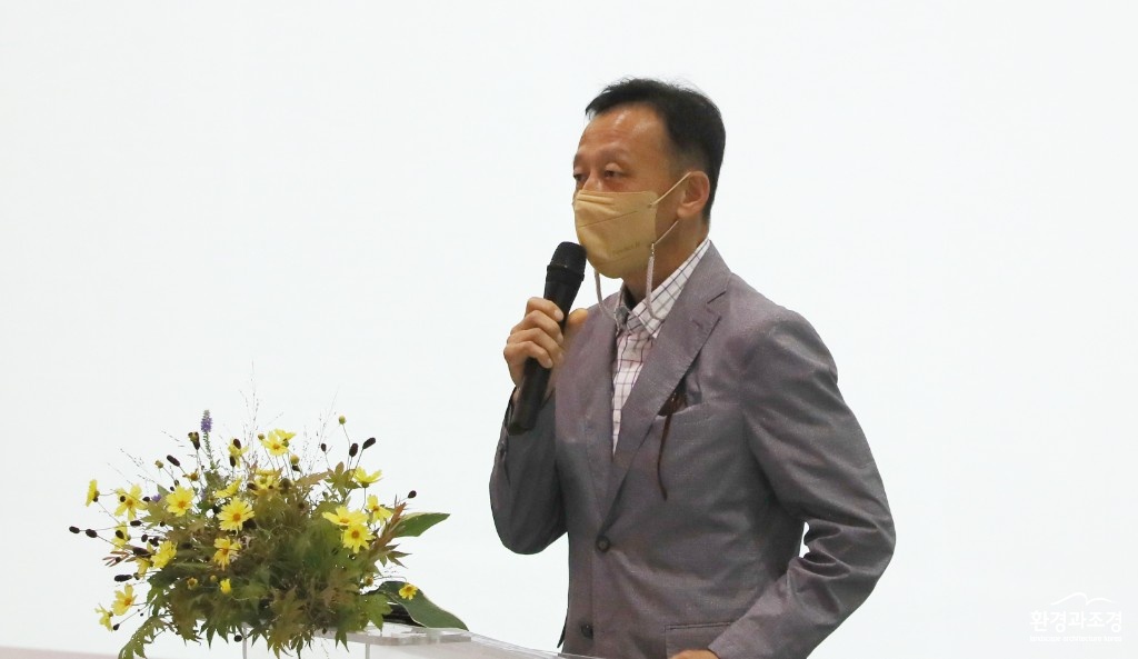 818A2592.JPG