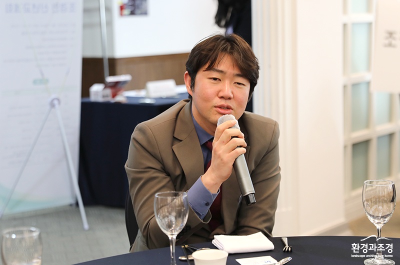 국토부 주무관.jpg