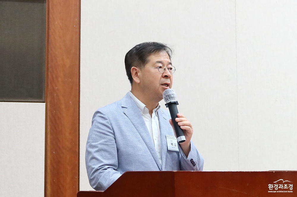 배웅규 회장.jpg