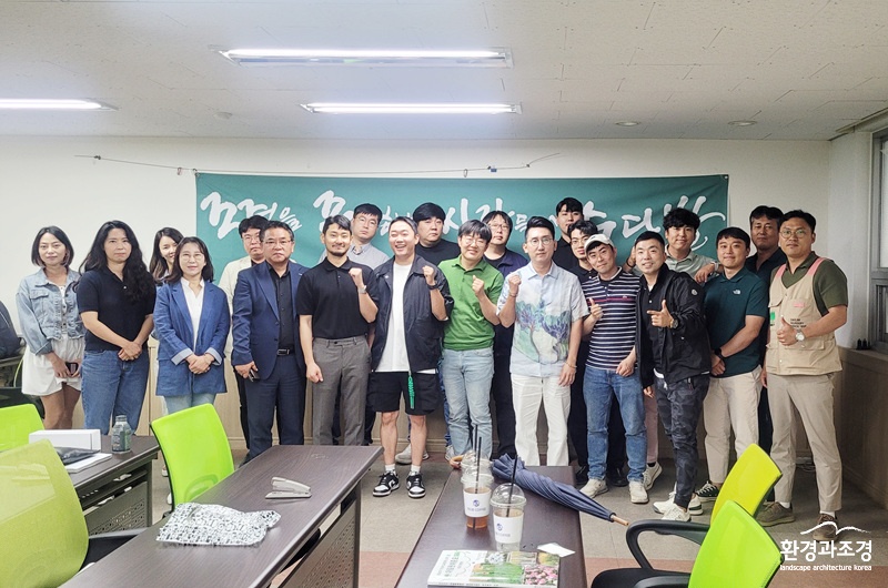 KakaoTalk_20230528_143430390_05.jpg