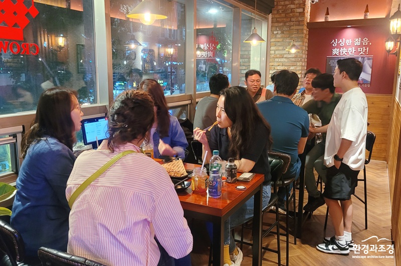 KakaoTalk_20230528_143430390_01.jpg
