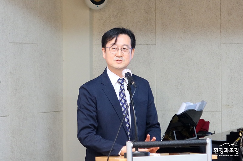 주신하 교수.jpg