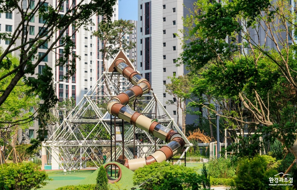 놀이터.jpg