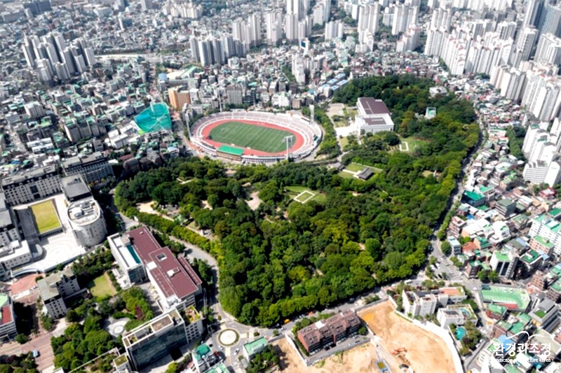 효창공원 전경.jpg