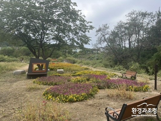 마을 자투리땅에 조성된 정원(사진=파주시 제공).jpg