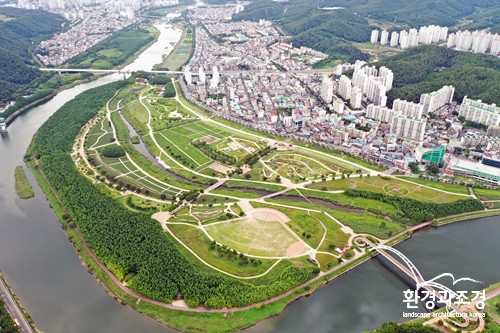 사진2_태화강국가정원.jpg
