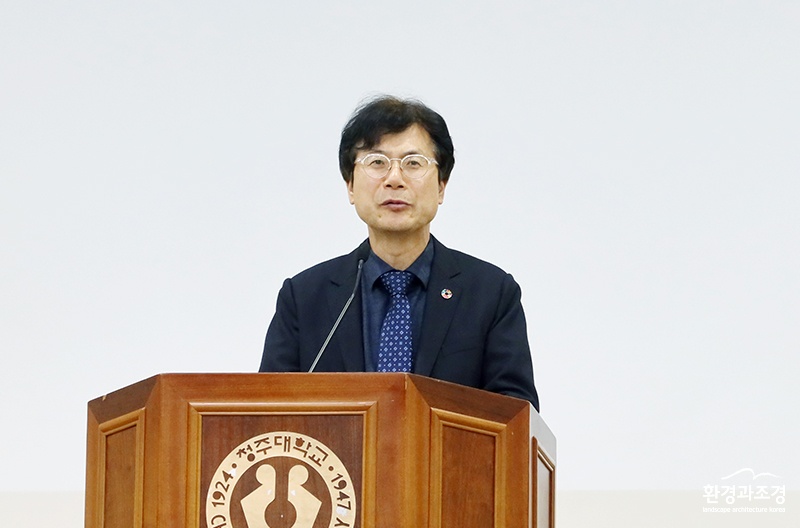 학장.jpg