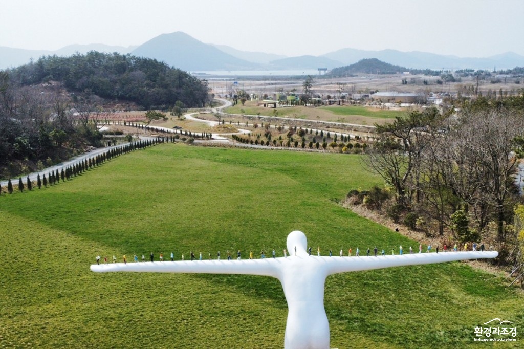 사진_산이정원 전경(1)_변경.jpg