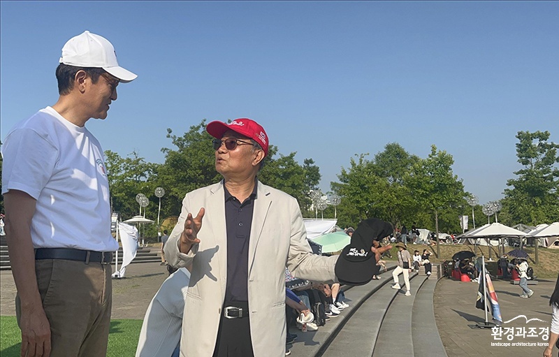 오세훈 서울특별시장과 한승호 서울문예마당 대표111.jpg
