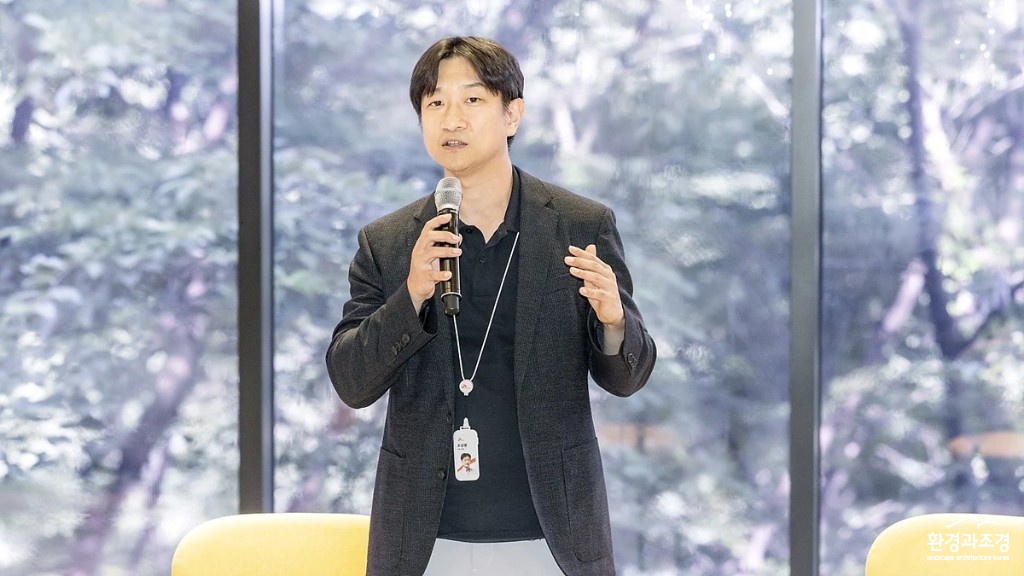 SK하이닉스, ‘넥스트 쉬프트 생물다양성 포럼(Next shift Biodiversity Forum)’ 열어 생태계 보전에 AI 기술 활용 방안 논의_09_행사_사진.jpg