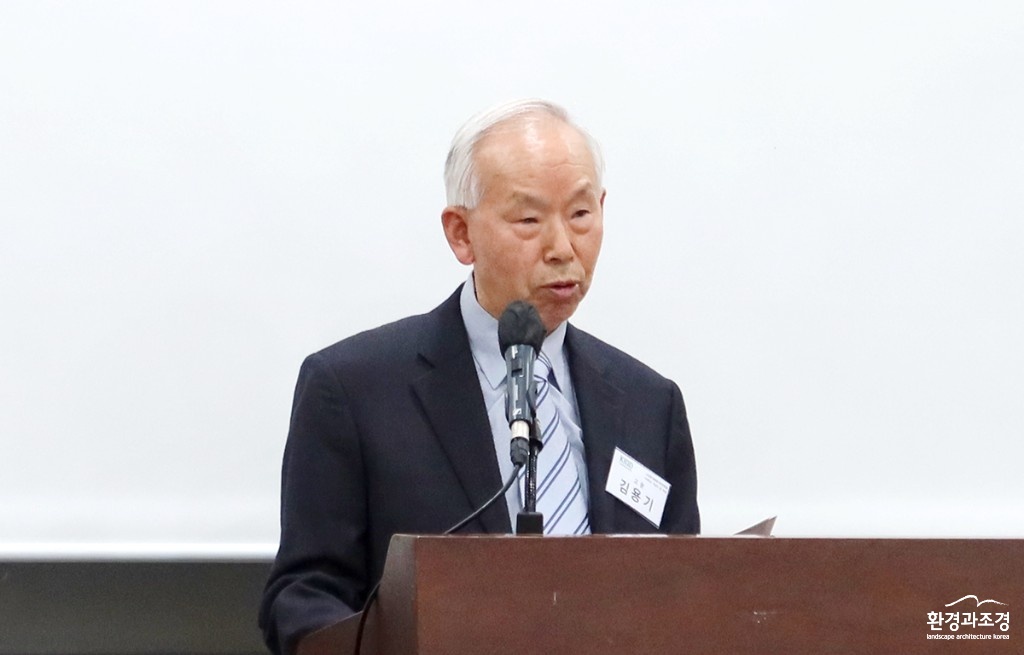 김용기1.jpg