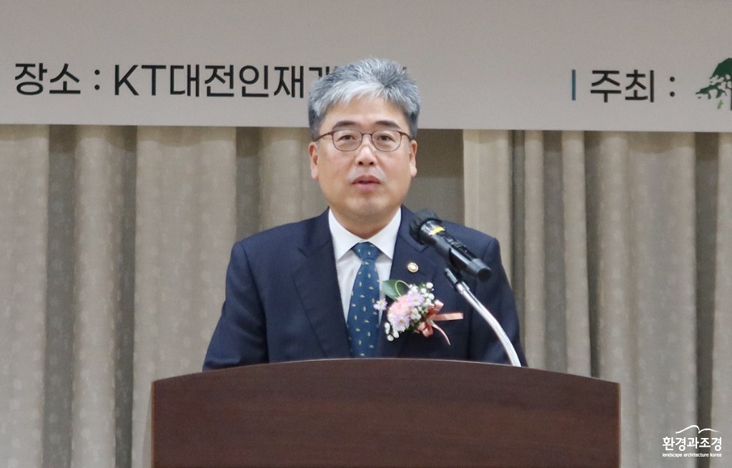 임상섭.jpg