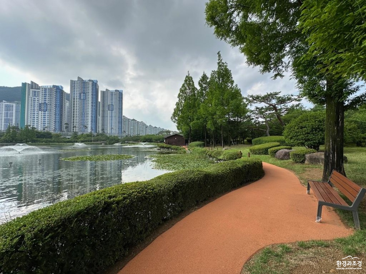 6.30(김해시+연지공원+무장애+도시숲+조성완료)2.jpg.middle.jpg