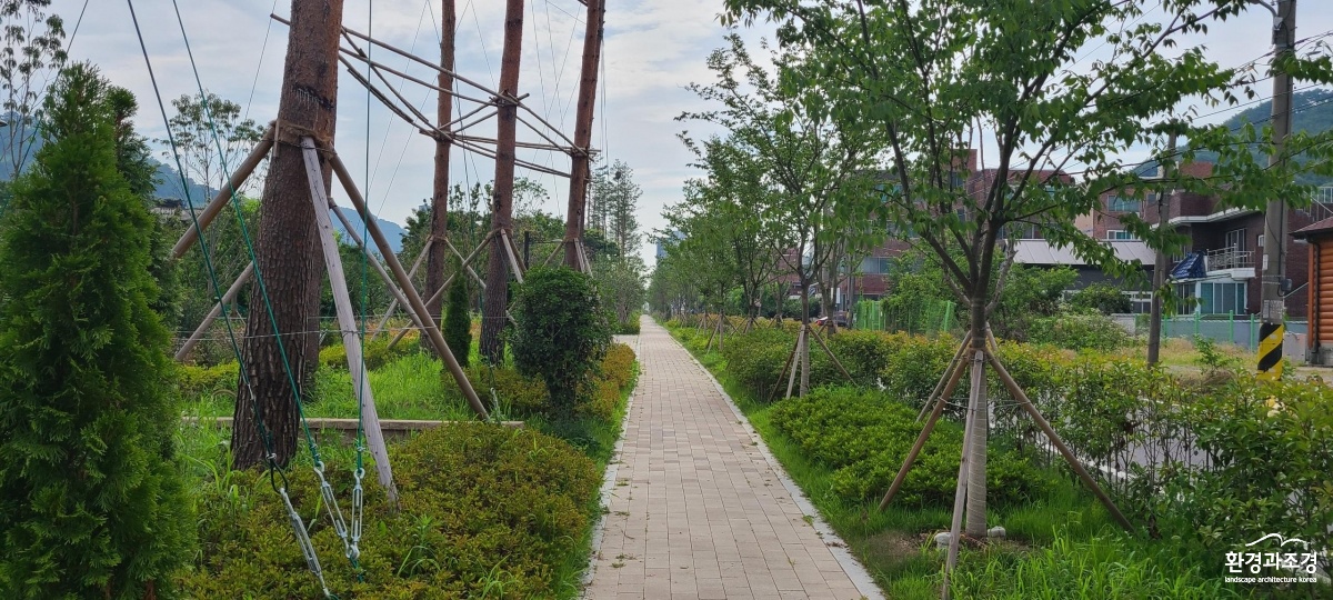김해시-도시바람길숲.jpg