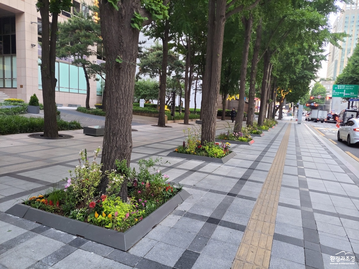 한뼘정원(무교로) (2).jpg