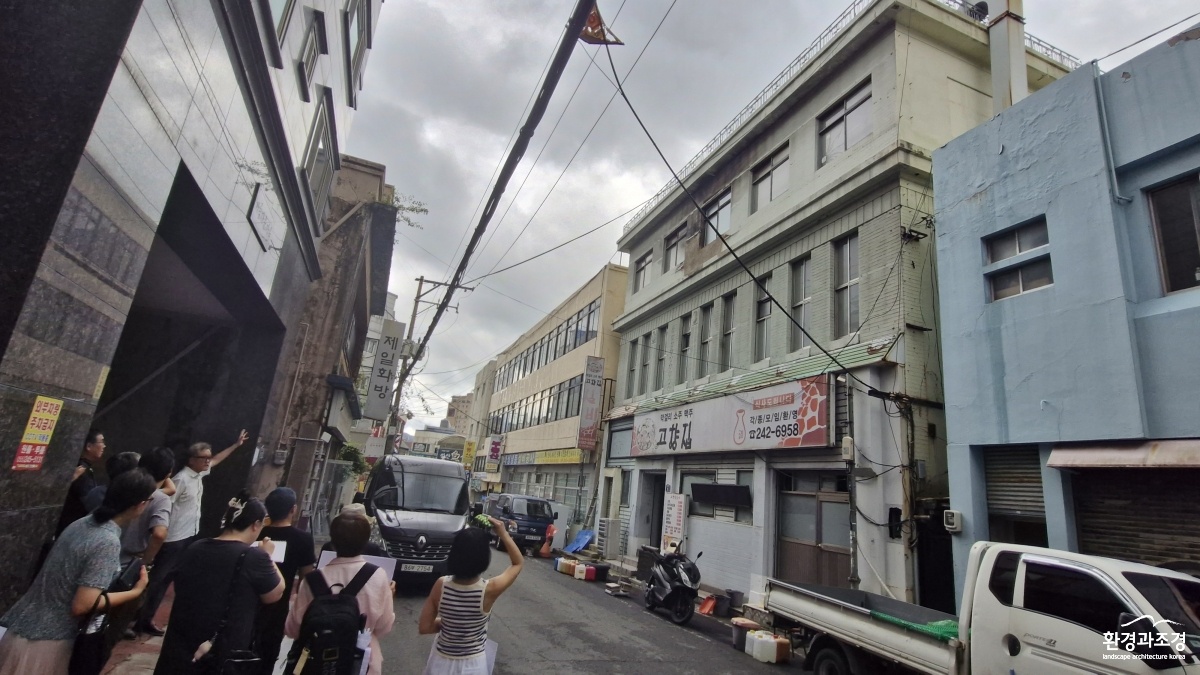 2. 마산 원동무역 사옥.jpg