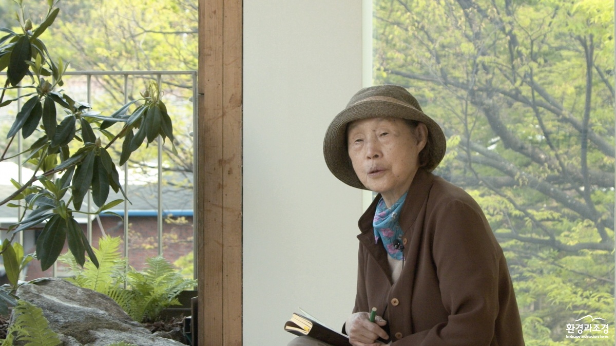 3. 정영선작가 사진.jpg