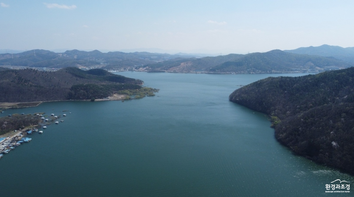 1-2. 용인특례시가 이동저수지와 송전천 산책로를 연결한 초대형 호수공원을 조성한다..JPG