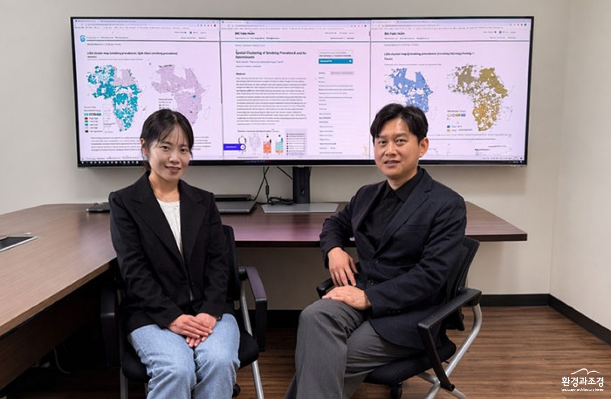 조혜민 박사과정과 김승겸 교수.jpg